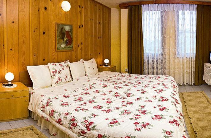 Hotel Vesta Kazanlak Room photo